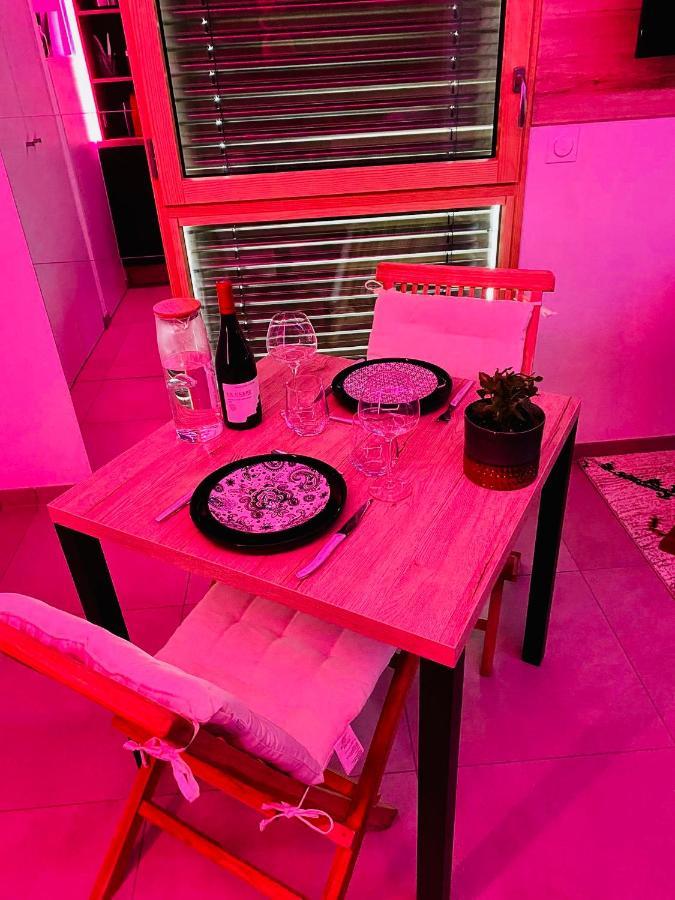 Studio Bel Mod Mont D'Or - Belvedere Moderne Lyon Exterior foto